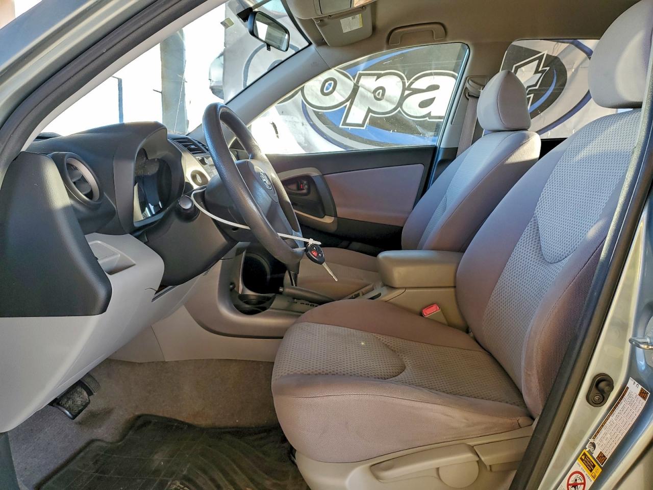 2008 TOYOTA RAV4 photo 13