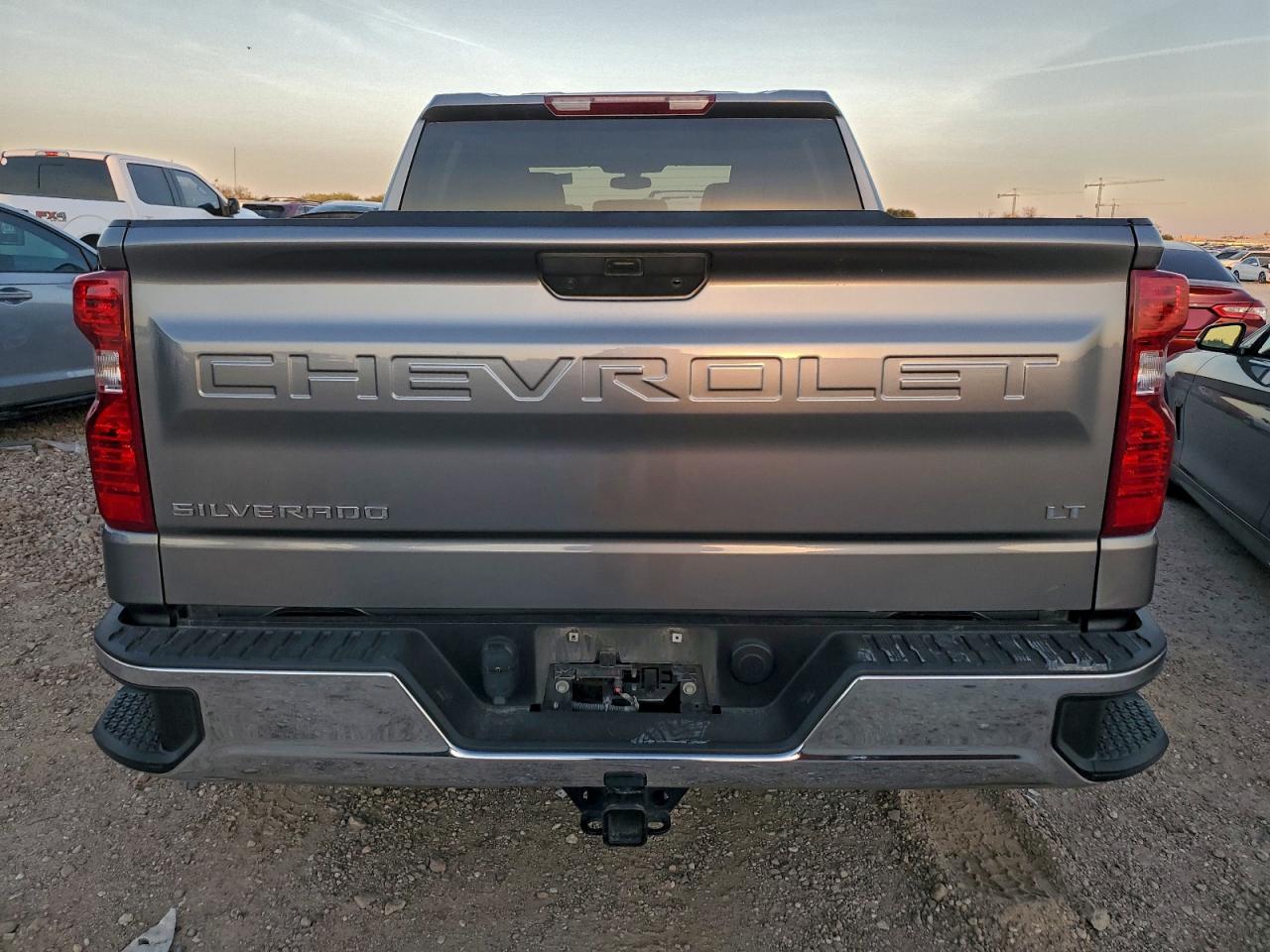 2021 CHEVROLET SILVERADO C1500 LT photo 6