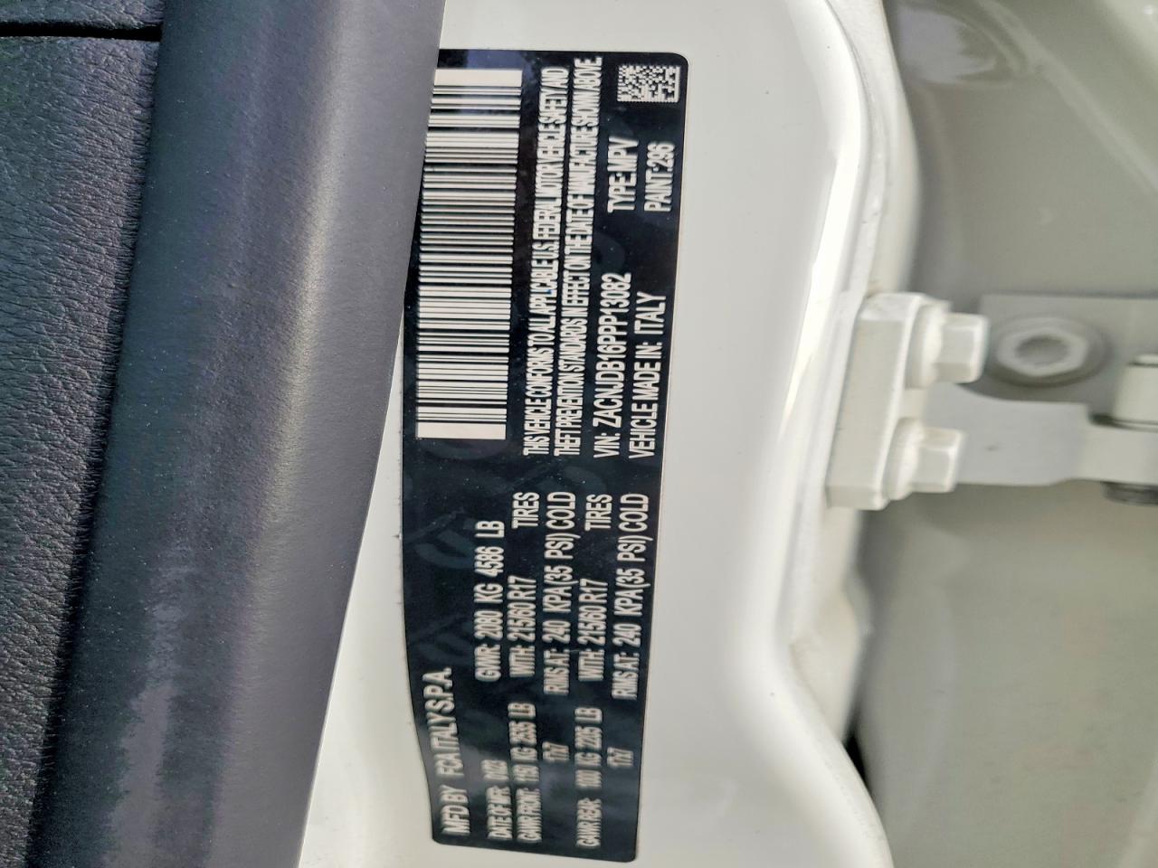 2023 JEEP RENEGADE LATITUDE photo 13