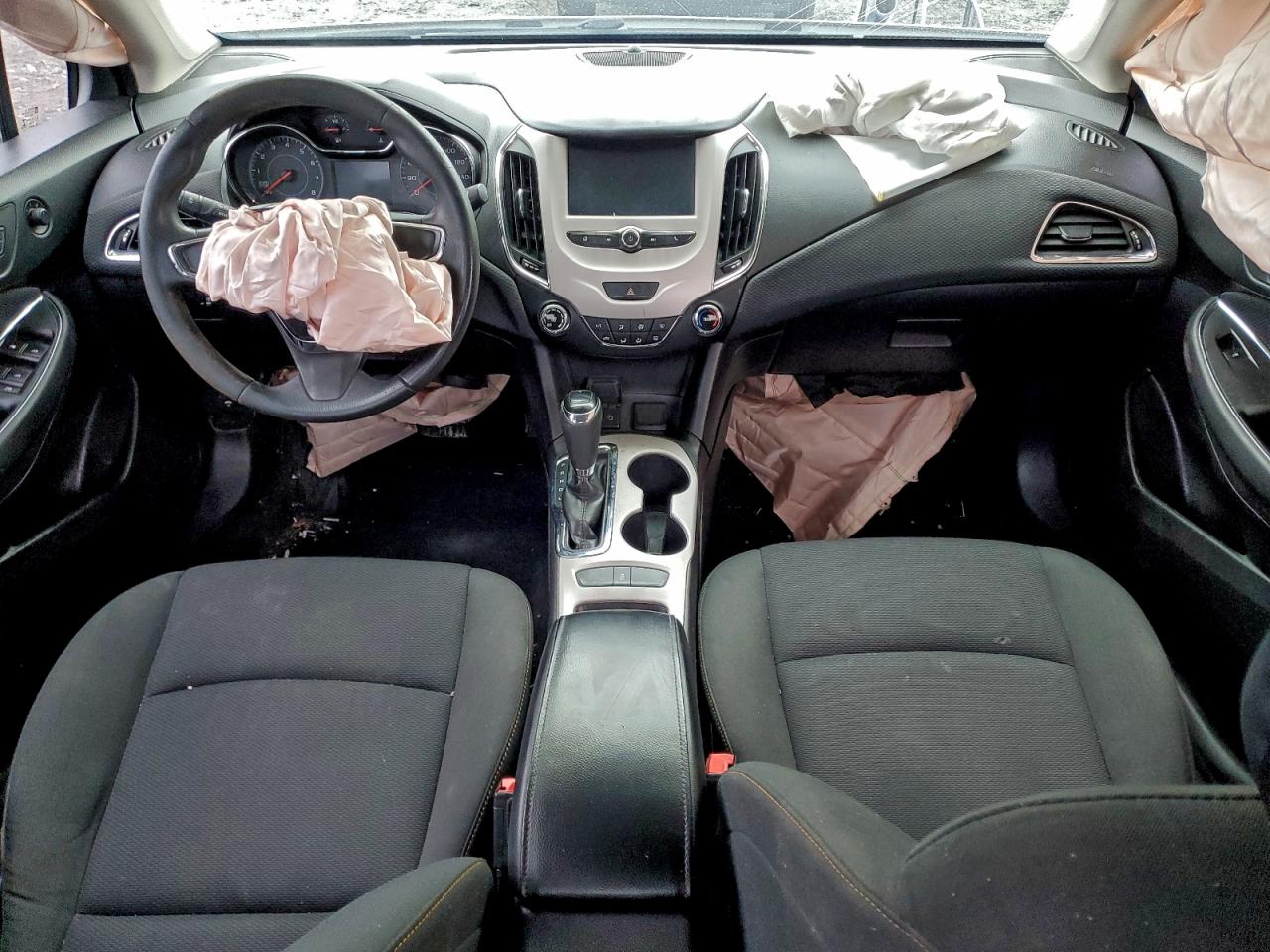 2016 CHEVROLET CRUZE LS photo 8
