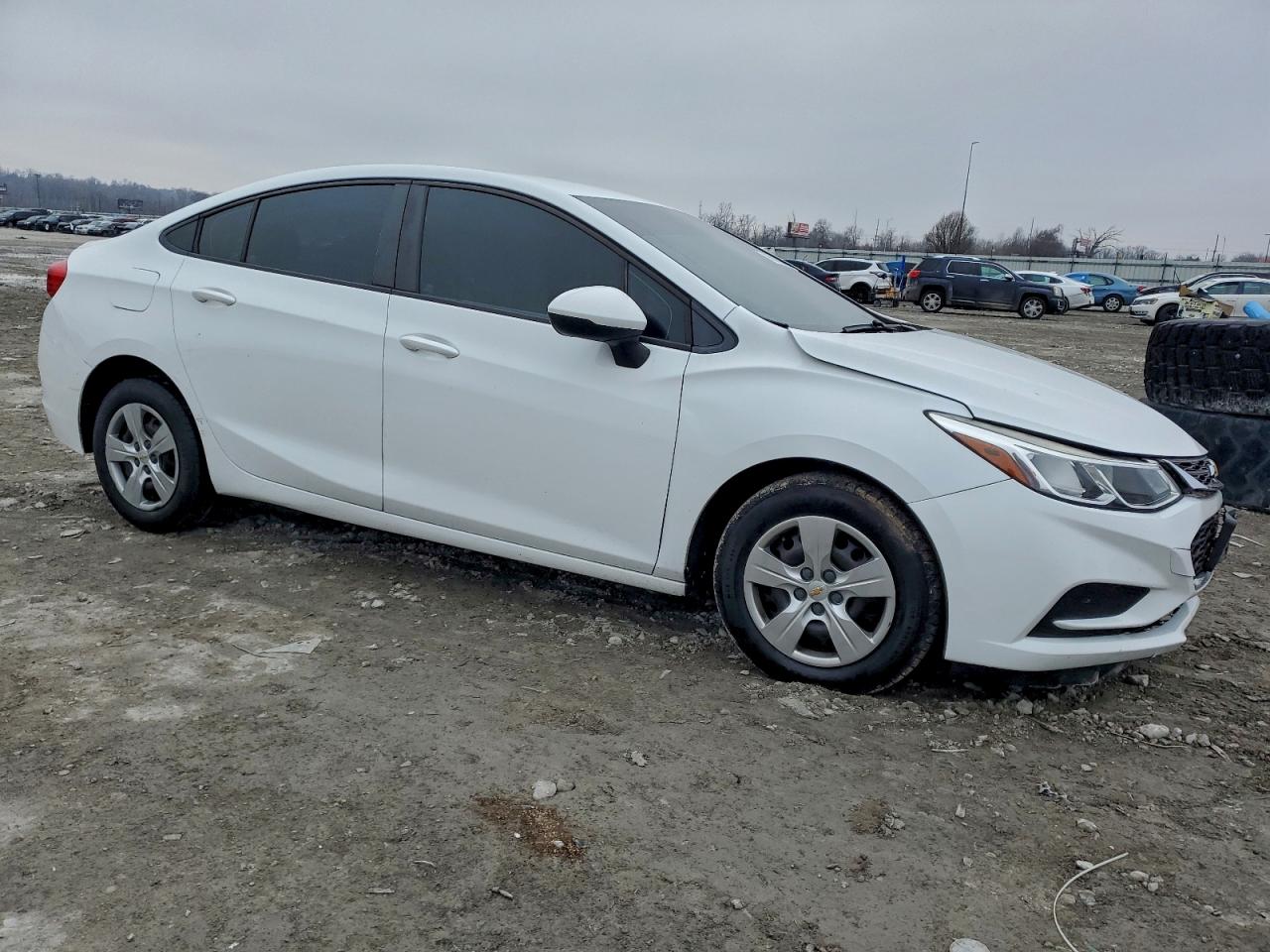 2016 CHEVROLET CRUZE LS photo 4