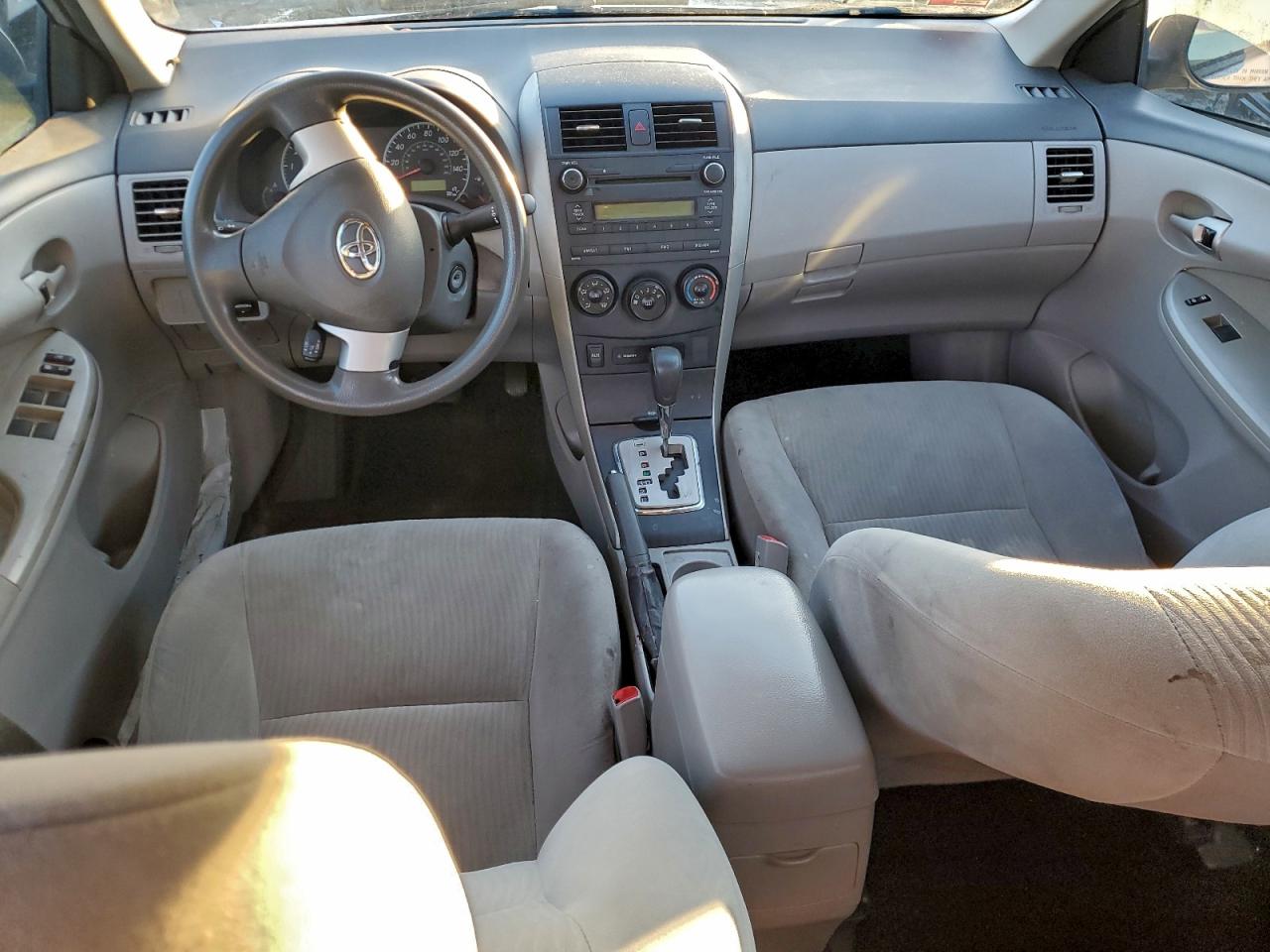 2010 TOYOTA COROLLA BASE photo 8