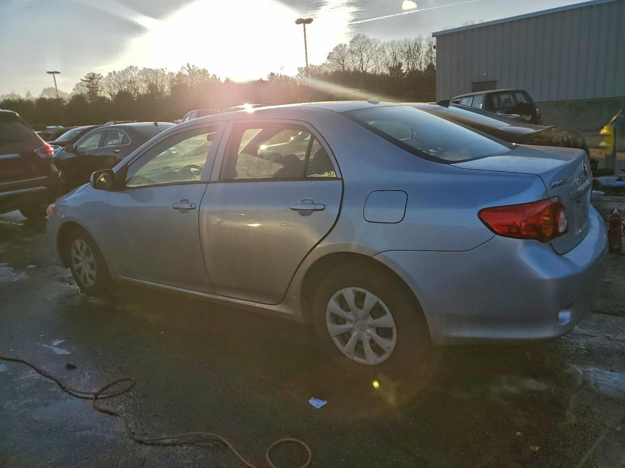 2010 TOYOTA COROLLA BASE photo 2