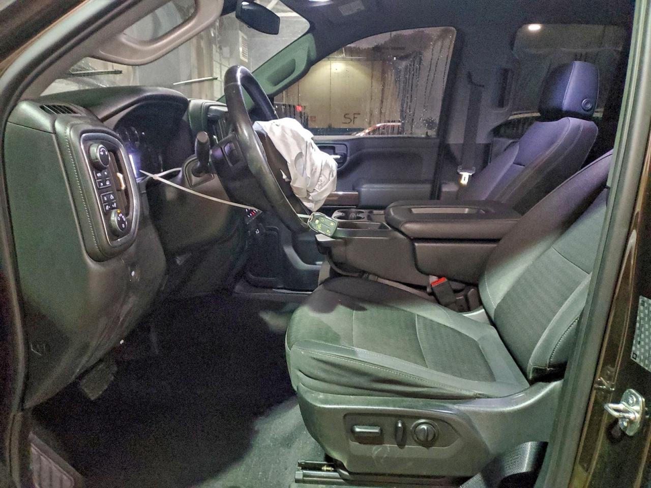 2019 CHEVROLET SILVERADO K1500 LT photo 7