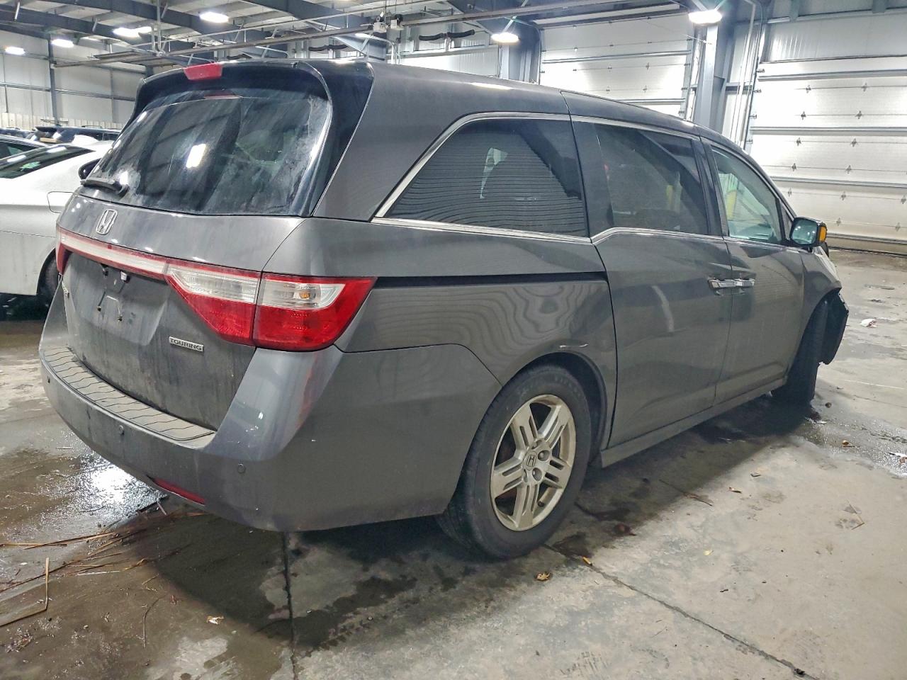 2012 HONDA ODYSSEY TOURING photo 3