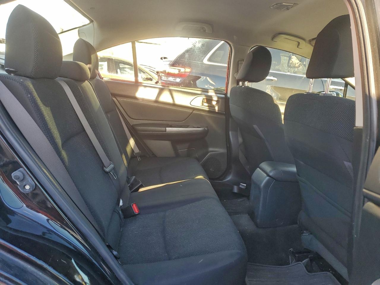 2015 SUBARU IMPREZA photo 10