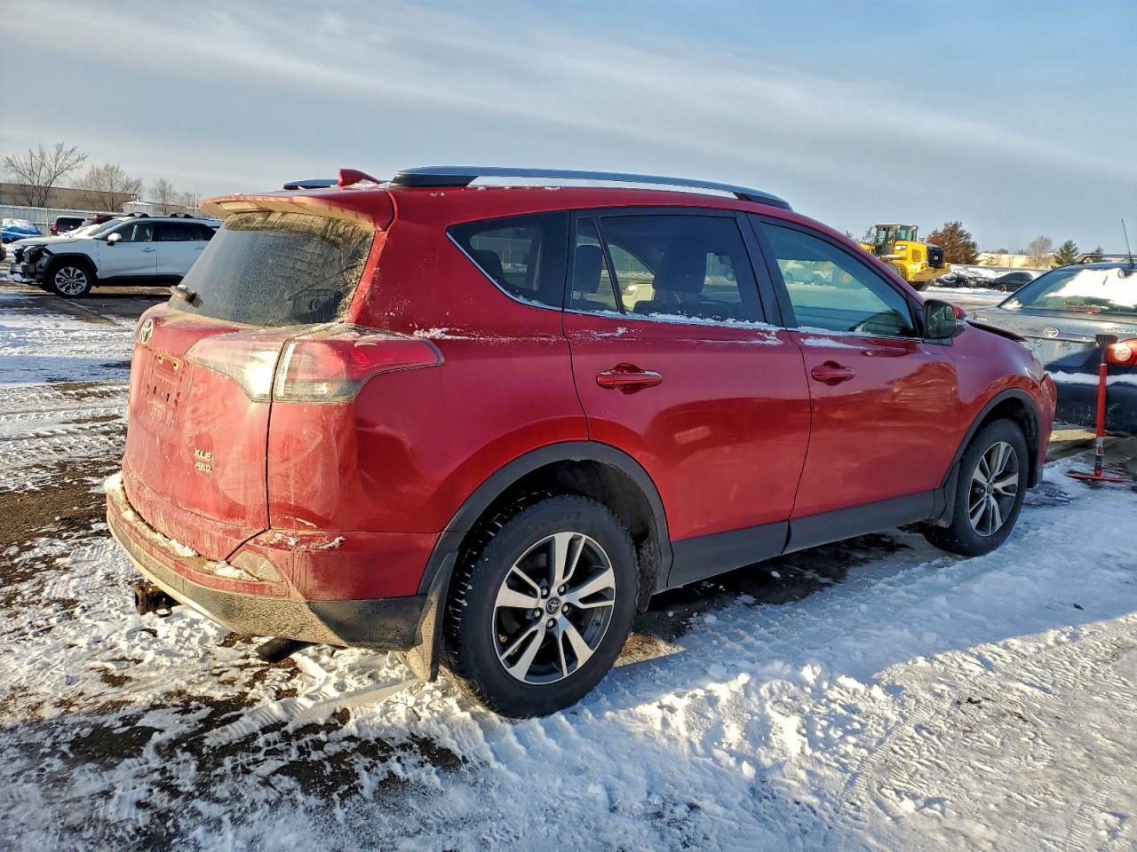 2017 TOYOTA RAV4 XLE photo 3