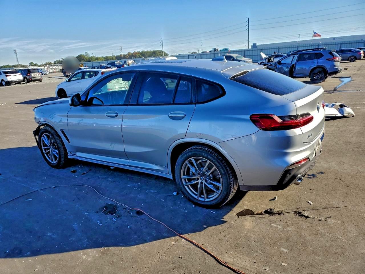 2020 BMW X4 XDRIVE30I photo 2