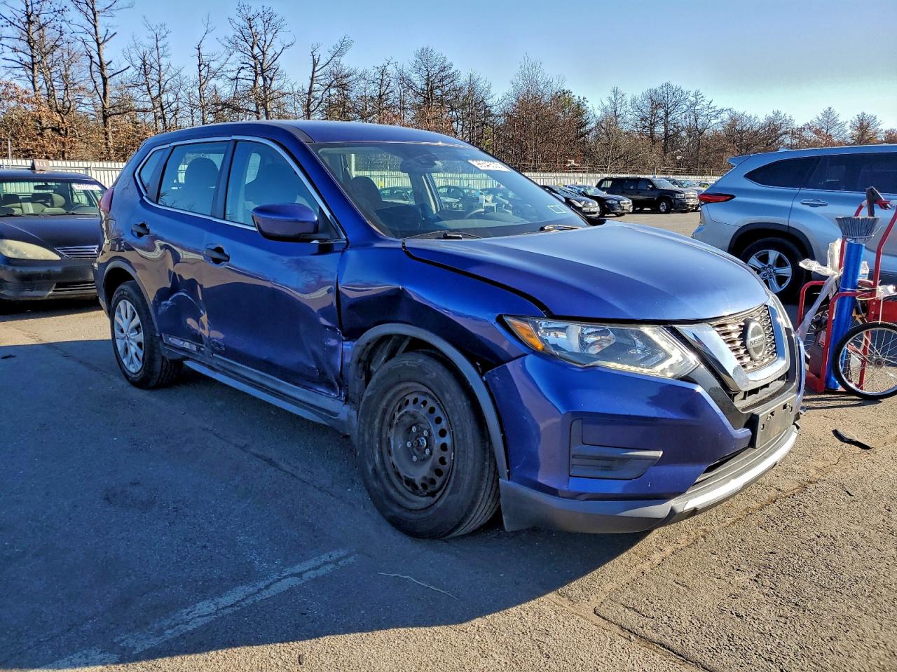 2020 NISSAN ROGUE S photo 4