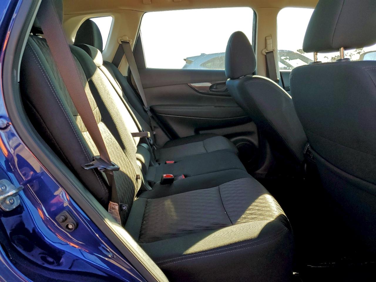2020 NISSAN ROGUE S photo 11