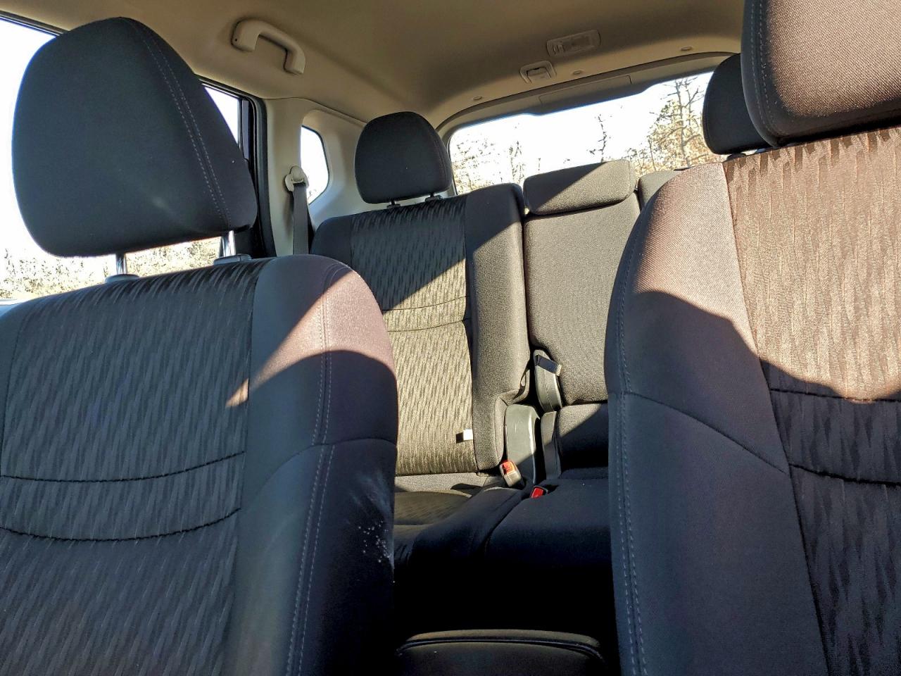 2020 NISSAN ROGUE S photo 10