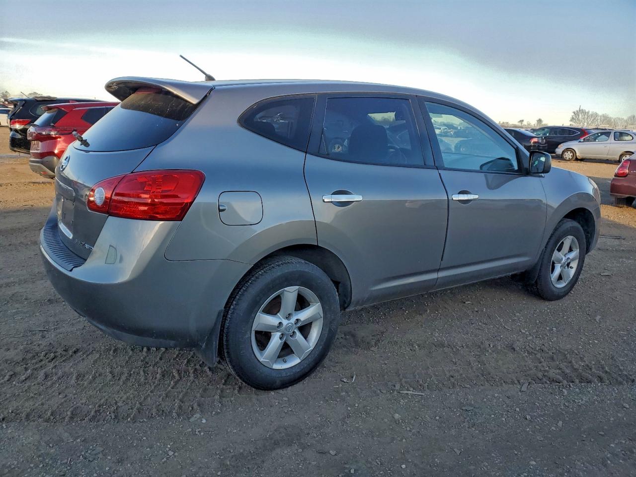2010 NISSAN ROGUE S photo 5