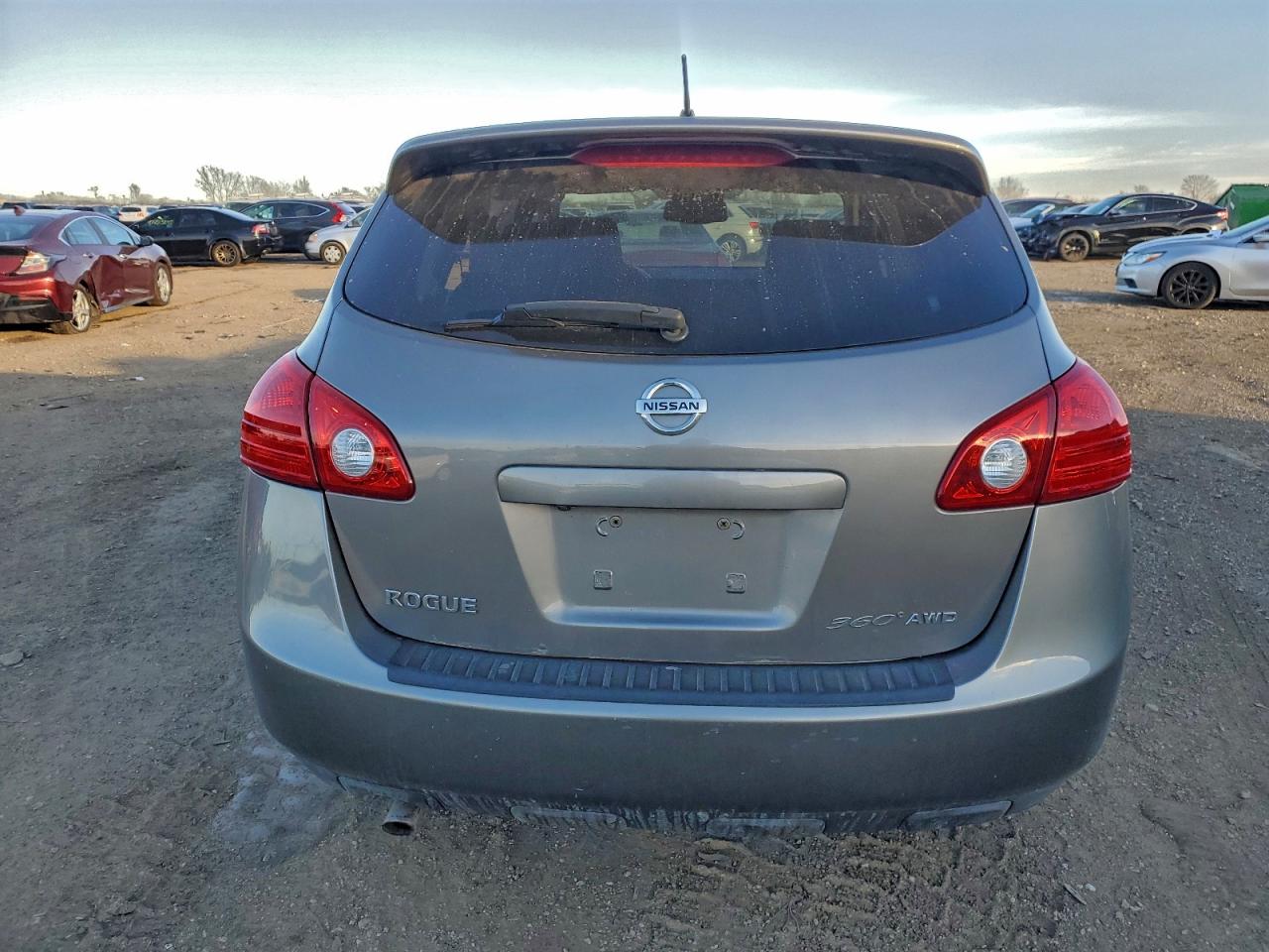 2010 NISSAN ROGUE S photo 11