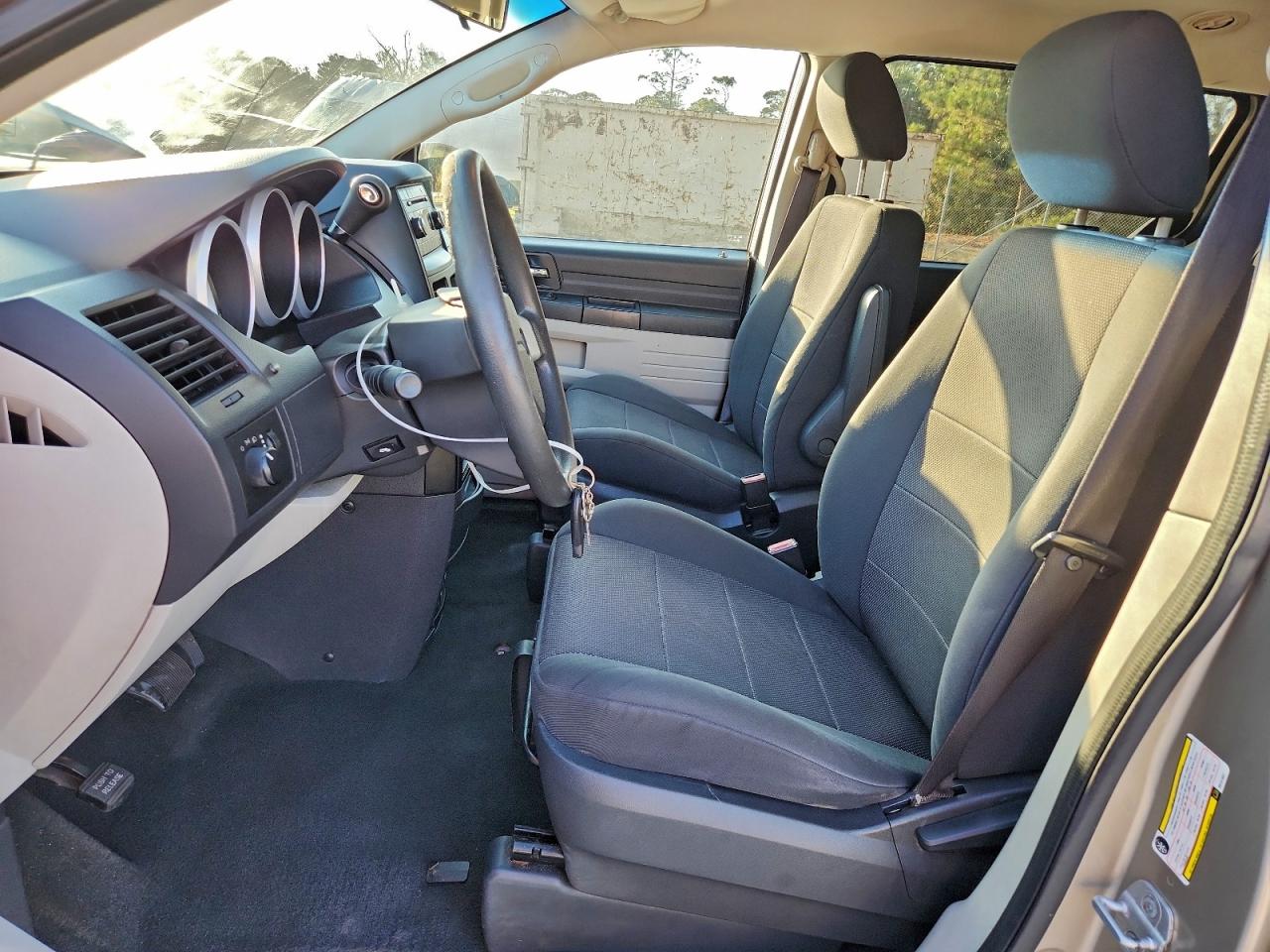 2008 DODGE GRAND CARAVAN SE photo 7