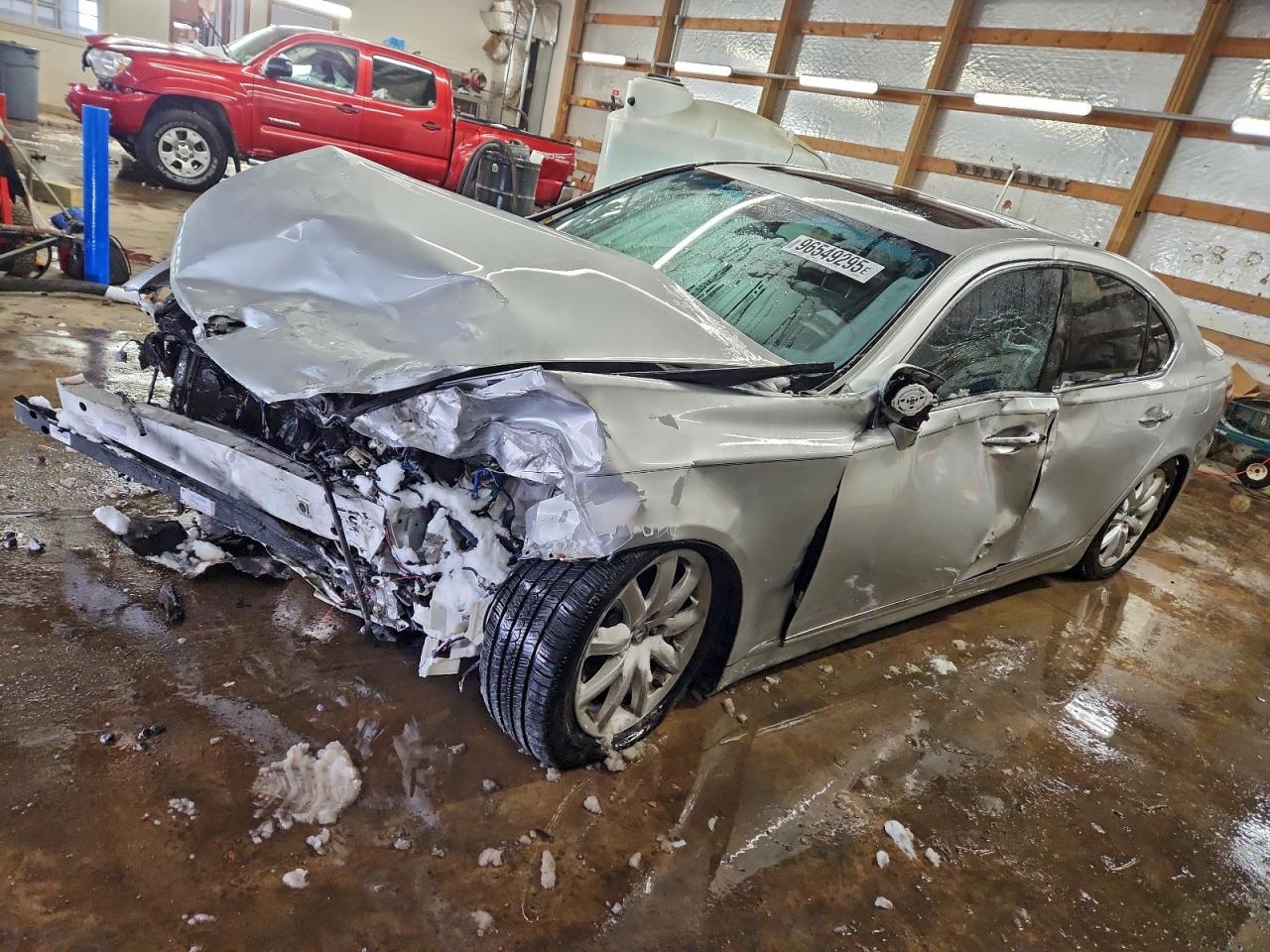2009 LEXUS LS