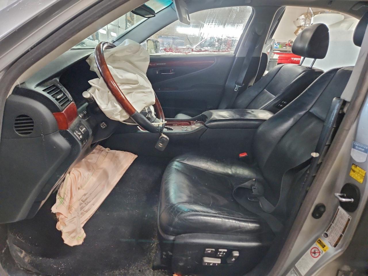 2009 LEXUS LS 460 photo 7