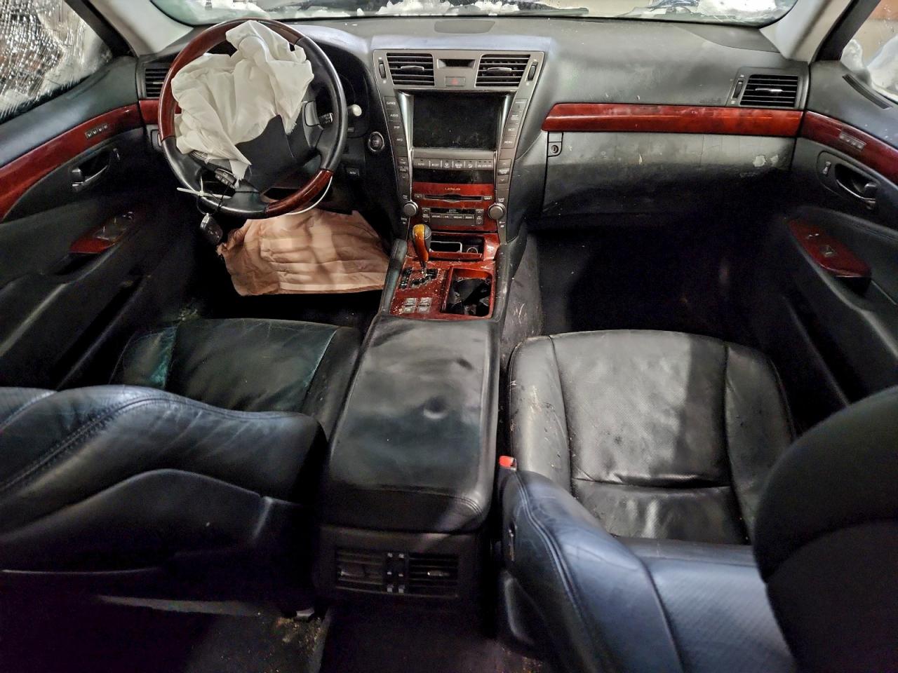 2009 LEXUS LS 460 photo 8