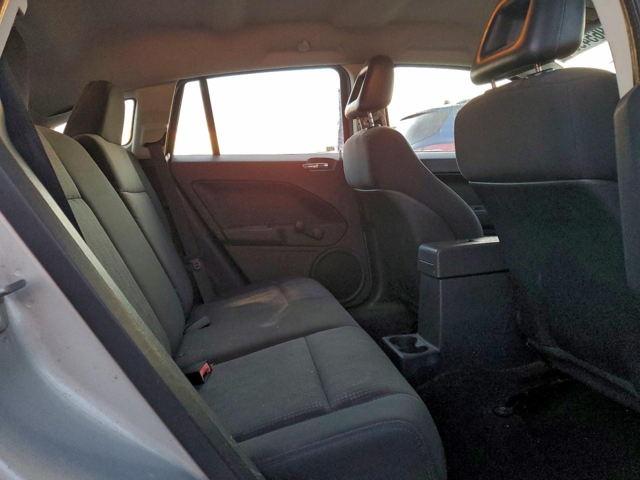 2008 DODGE CALIBER photo 10