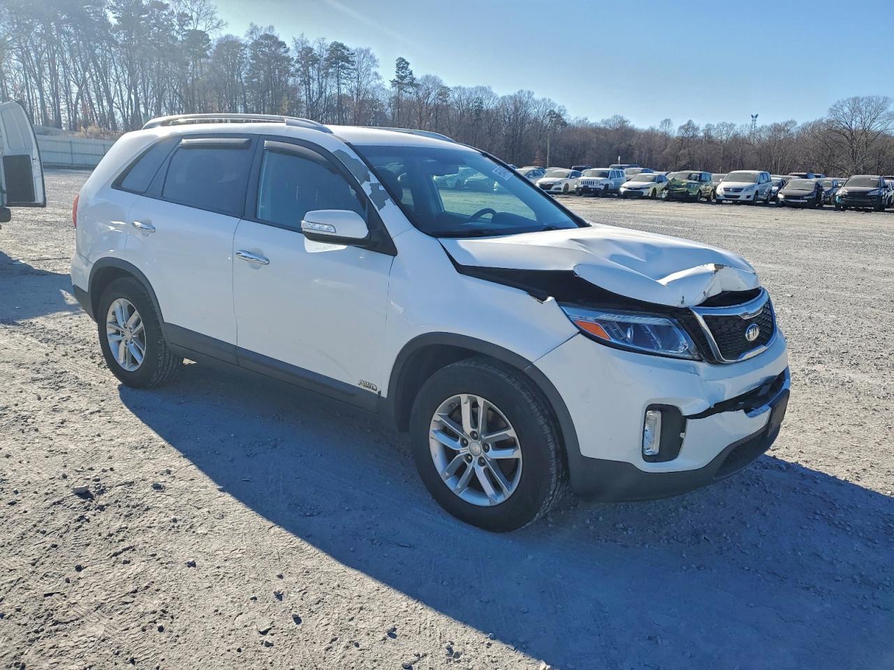 2014 KIA SORENTO LX photo 4