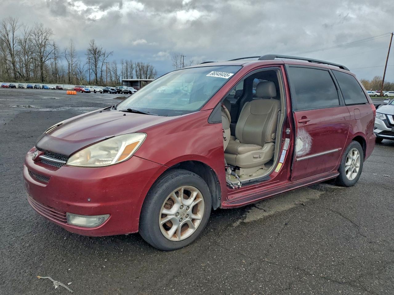 2004 TOYOTA SIENNA
