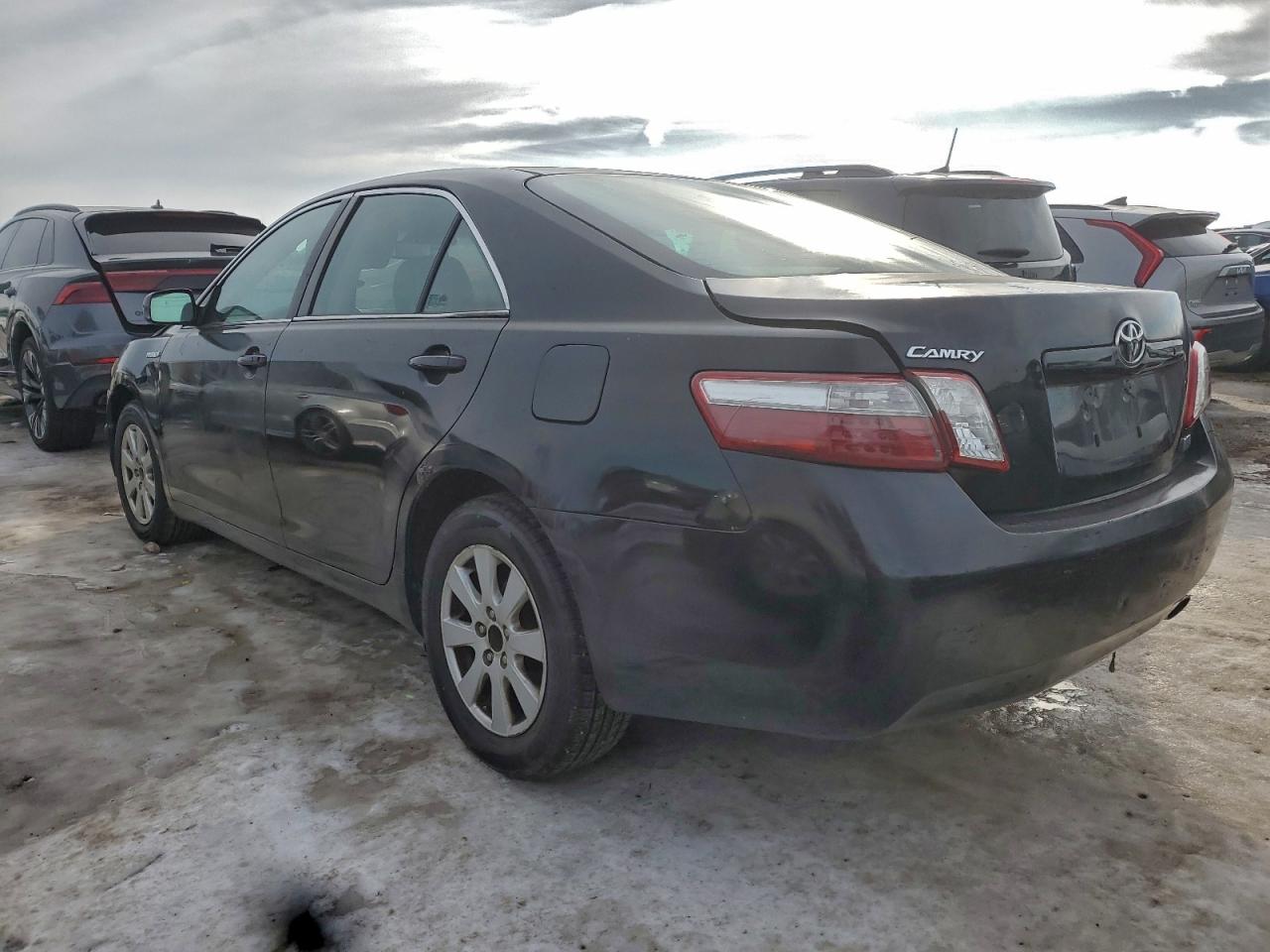 2009 TOYOTA CAMRY HYBRID photo 2