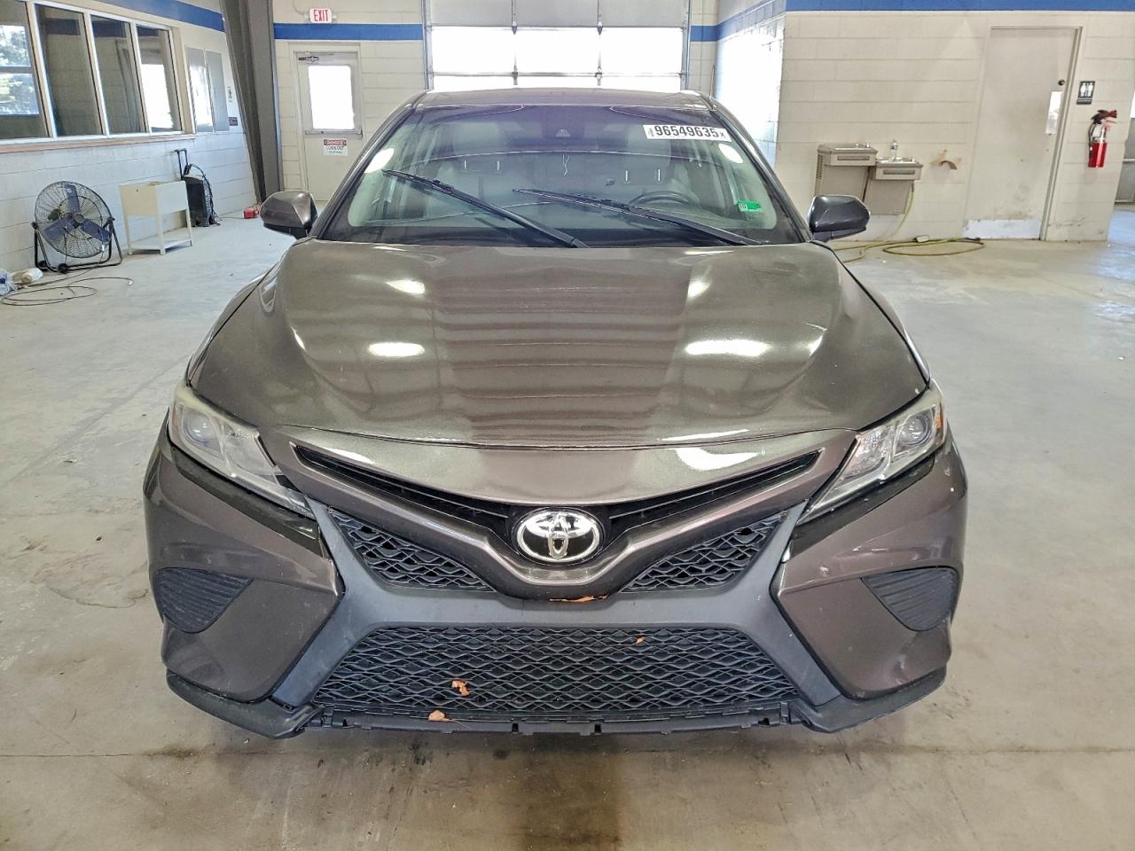 2019 TOYOTA CAMRY L photo 9