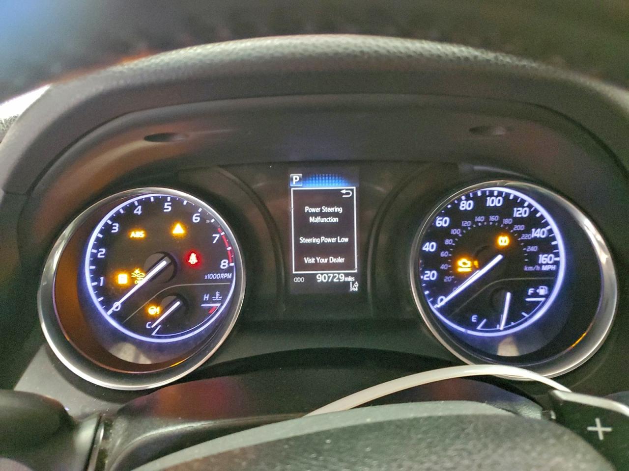 2019 TOYOTA CAMRY L photo 17