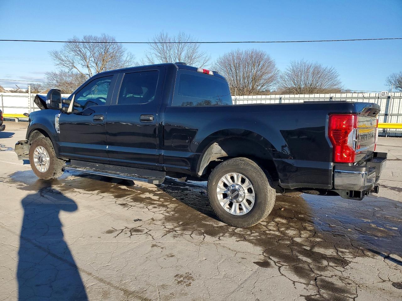 2022 FORD F350 SUPER DUTY photo 2
