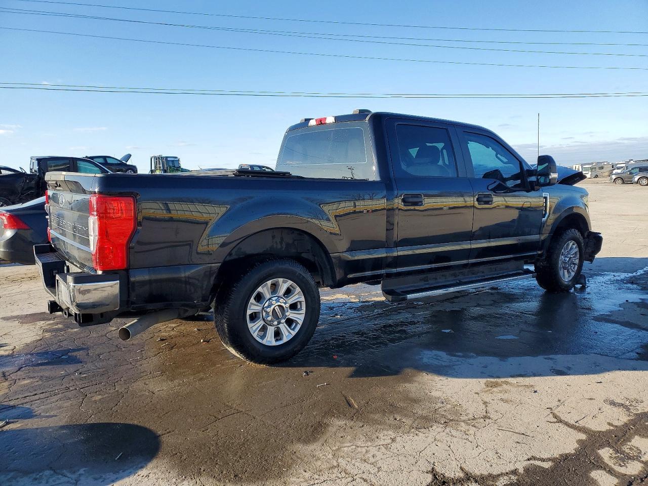2022 FORD F350 SUPER DUTY photo 3