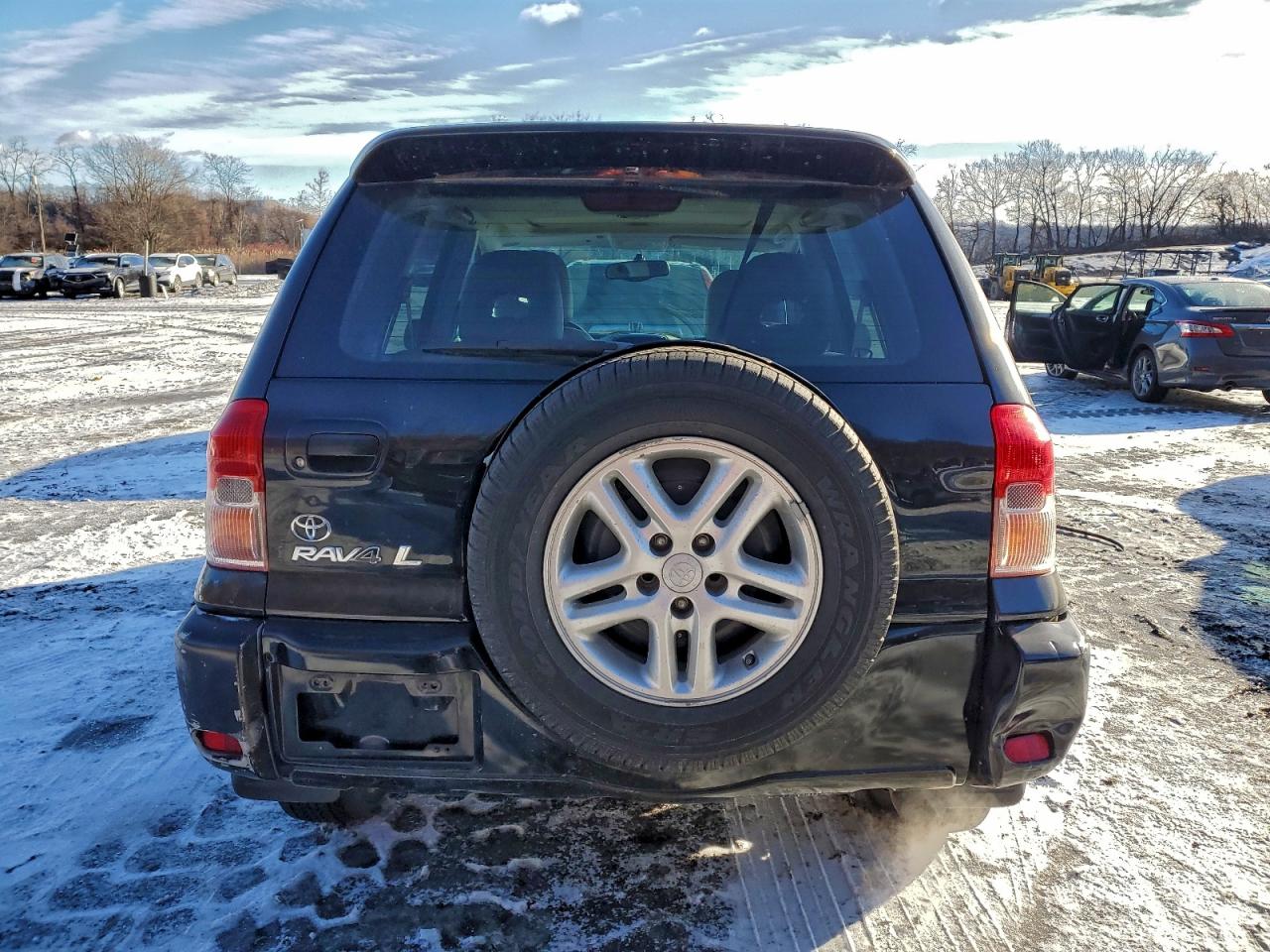 2003 TOYOTA RAV4 photo 11