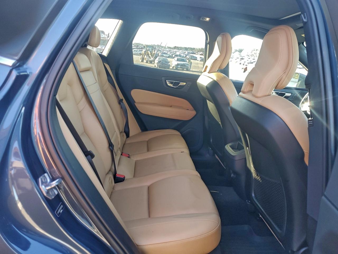 2019 VOLVO XC60 T6 MOMENTUM photo 21