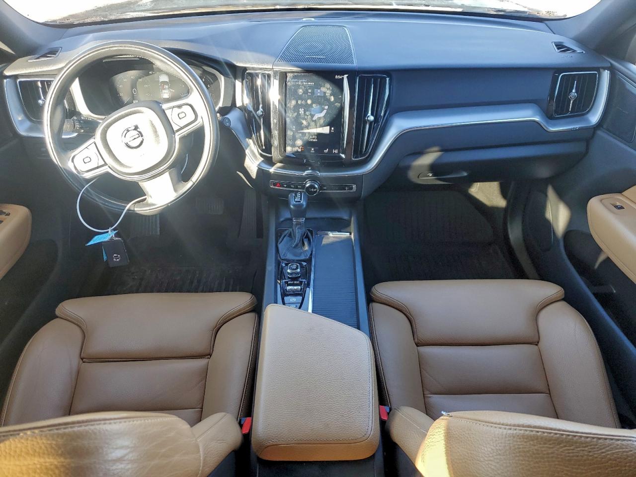 2019 VOLVO XC60 T6 MOMENTUM photo 15