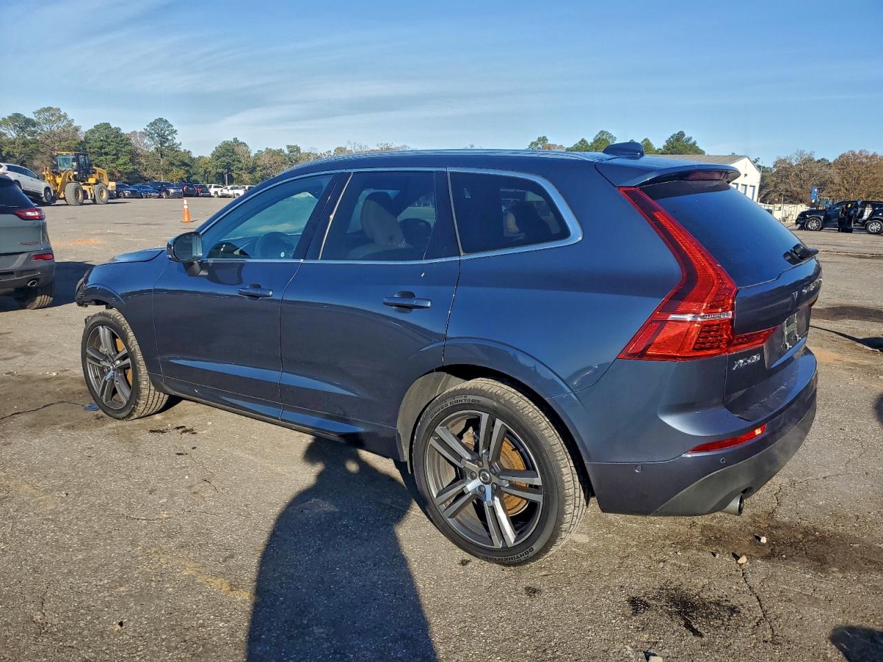 2019 VOLVO XC60 T6 MOMENTUM photo 3