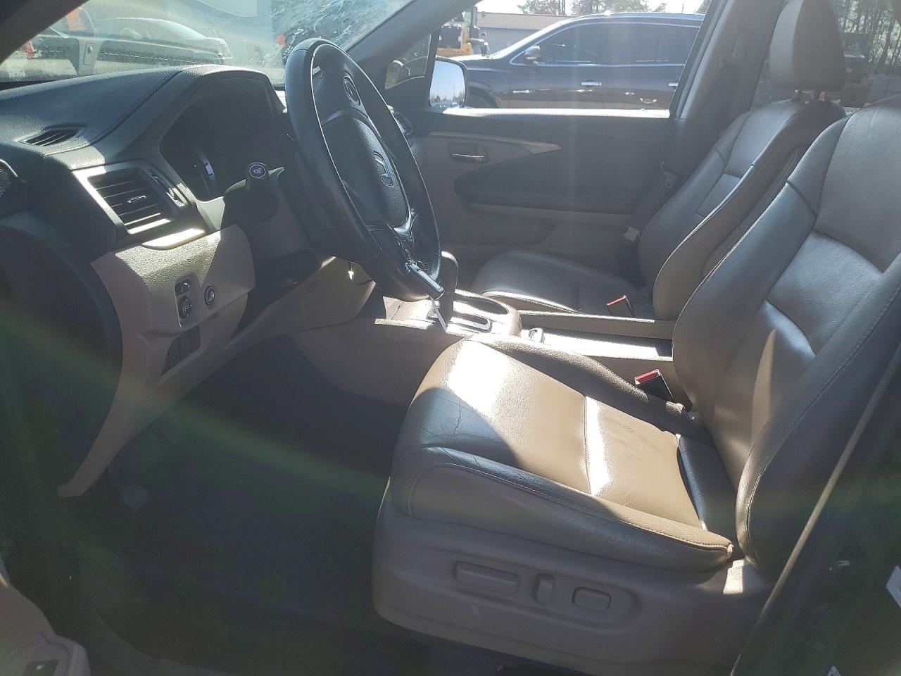 2016 HONDA PILOT EXL photo 13