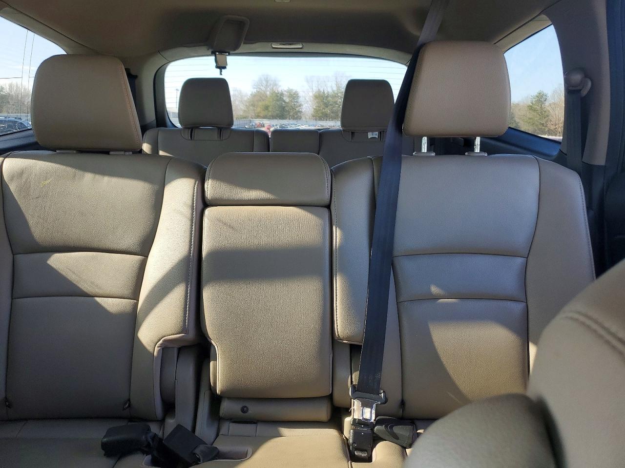 2016 HONDA PILOT EXL photo 19