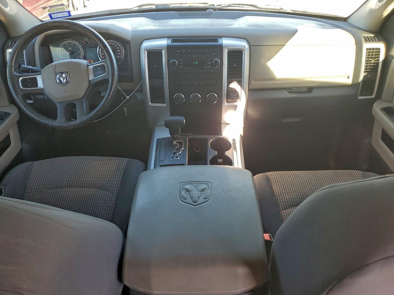 2010 DODGE RAM 1500 photo 15