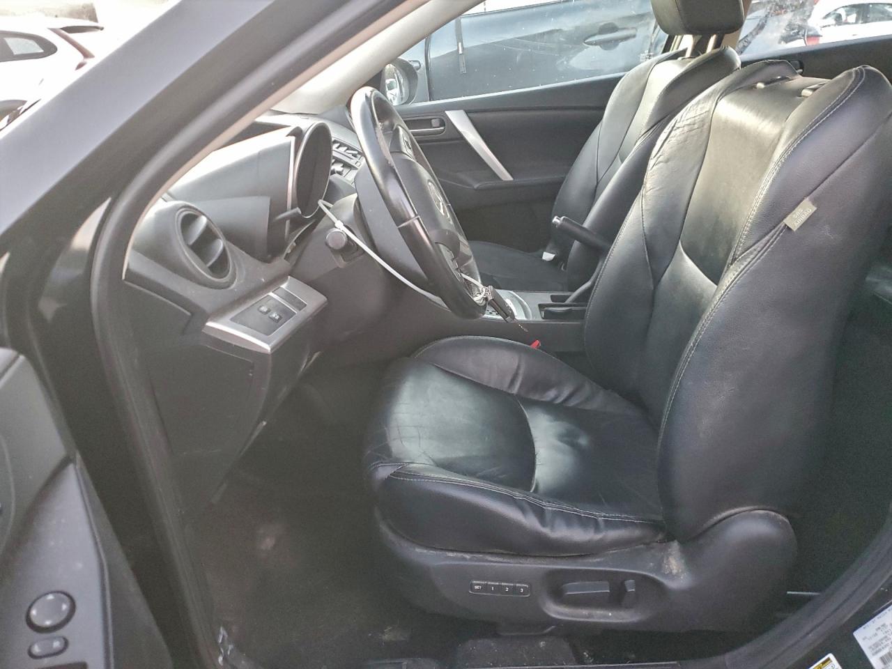 2010 MAZDA 3 S photo 7