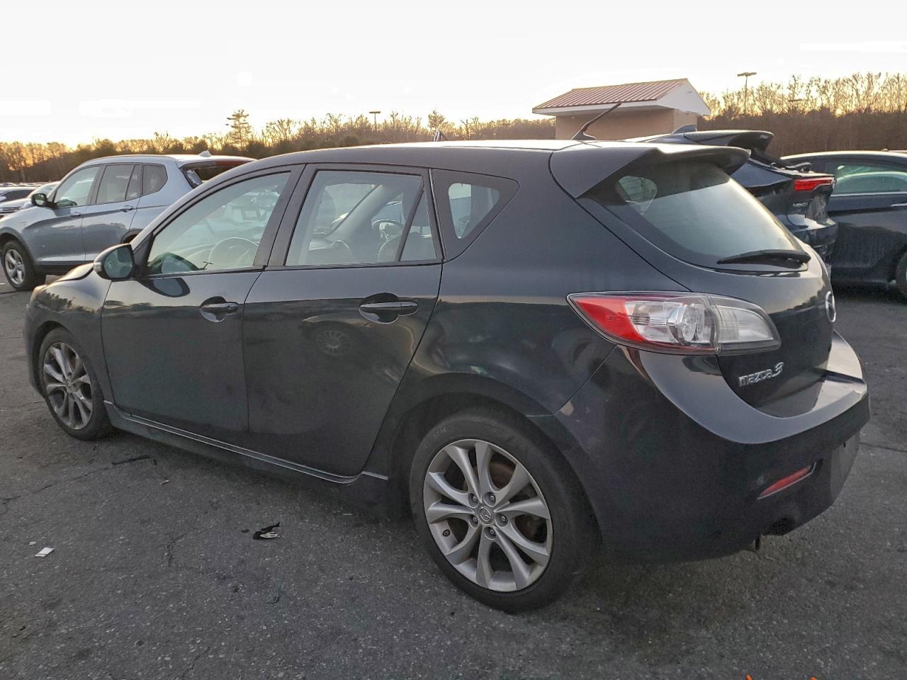2010 MAZDA 3 S photo 2