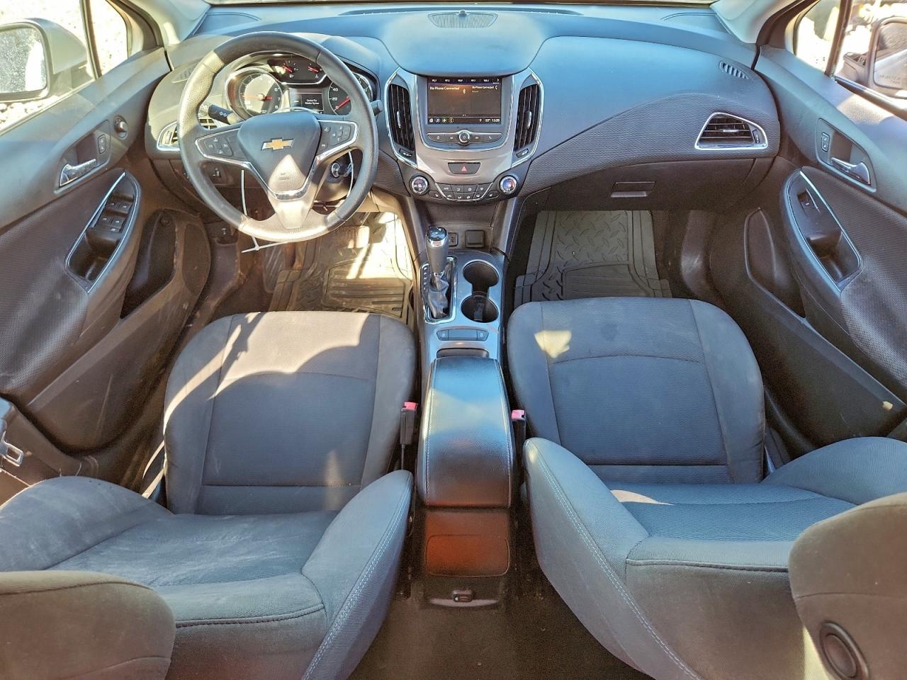 2019 CHEVROLET CRUZE LT photo 8
