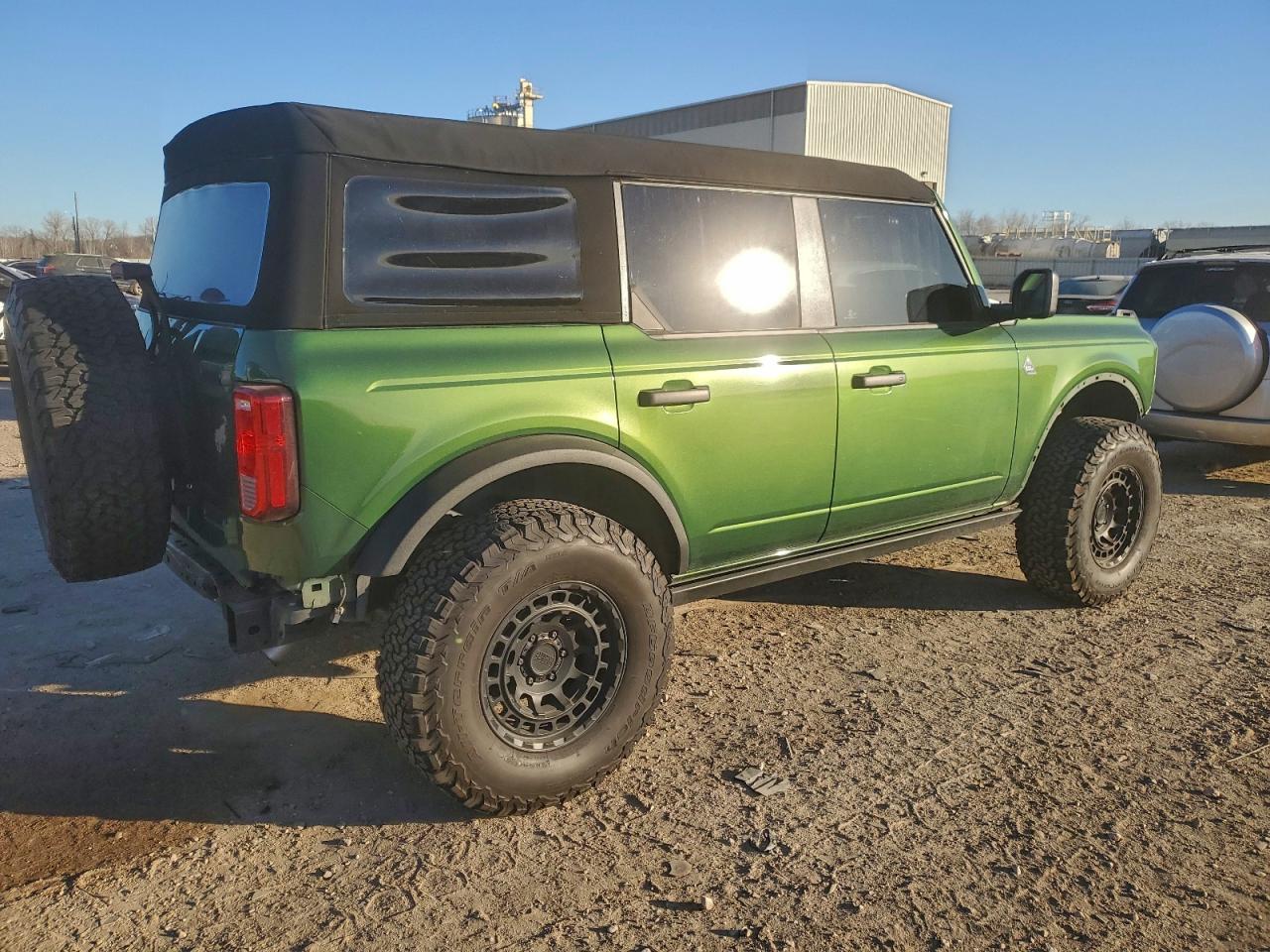 2023 FORD BRONCO BASE photo 3