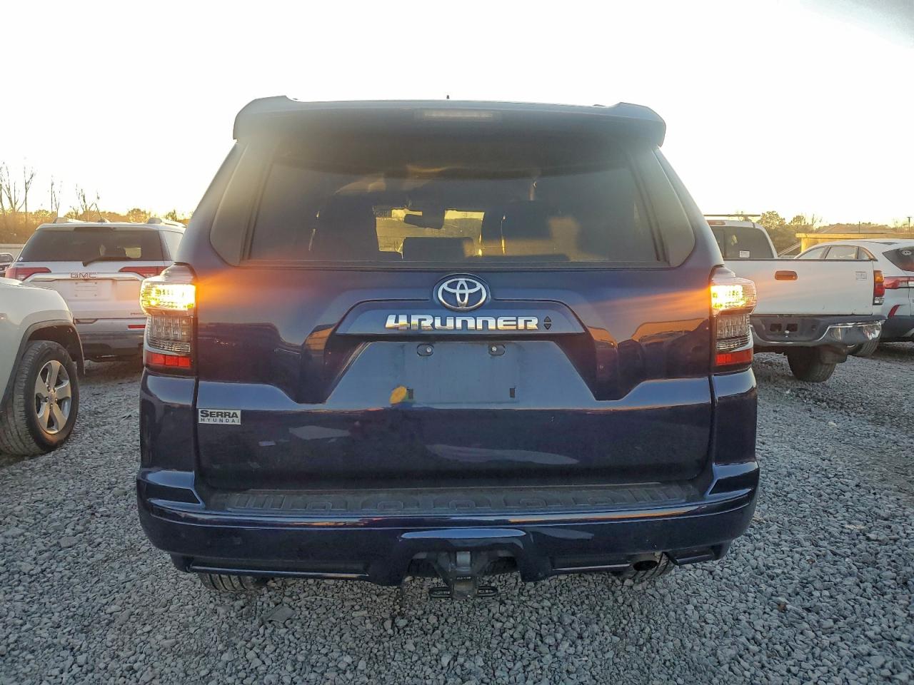 2022 TOYOTA 4RUNNER TRD SPORT photo 6