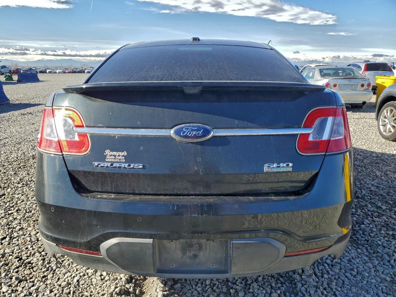 2010 FORD TAURUS SHO photo 6