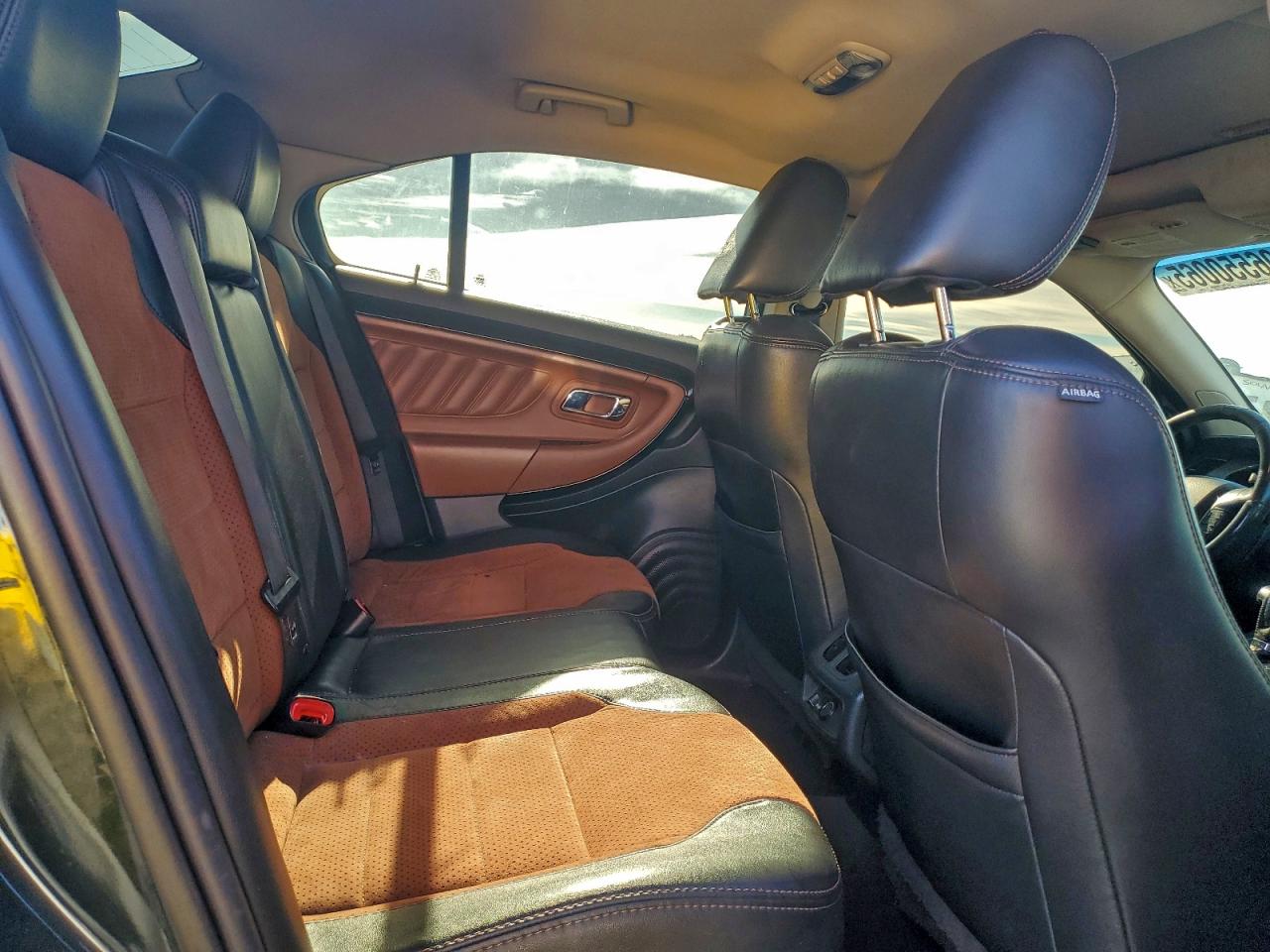2010 FORD TAURUS SHO photo 10