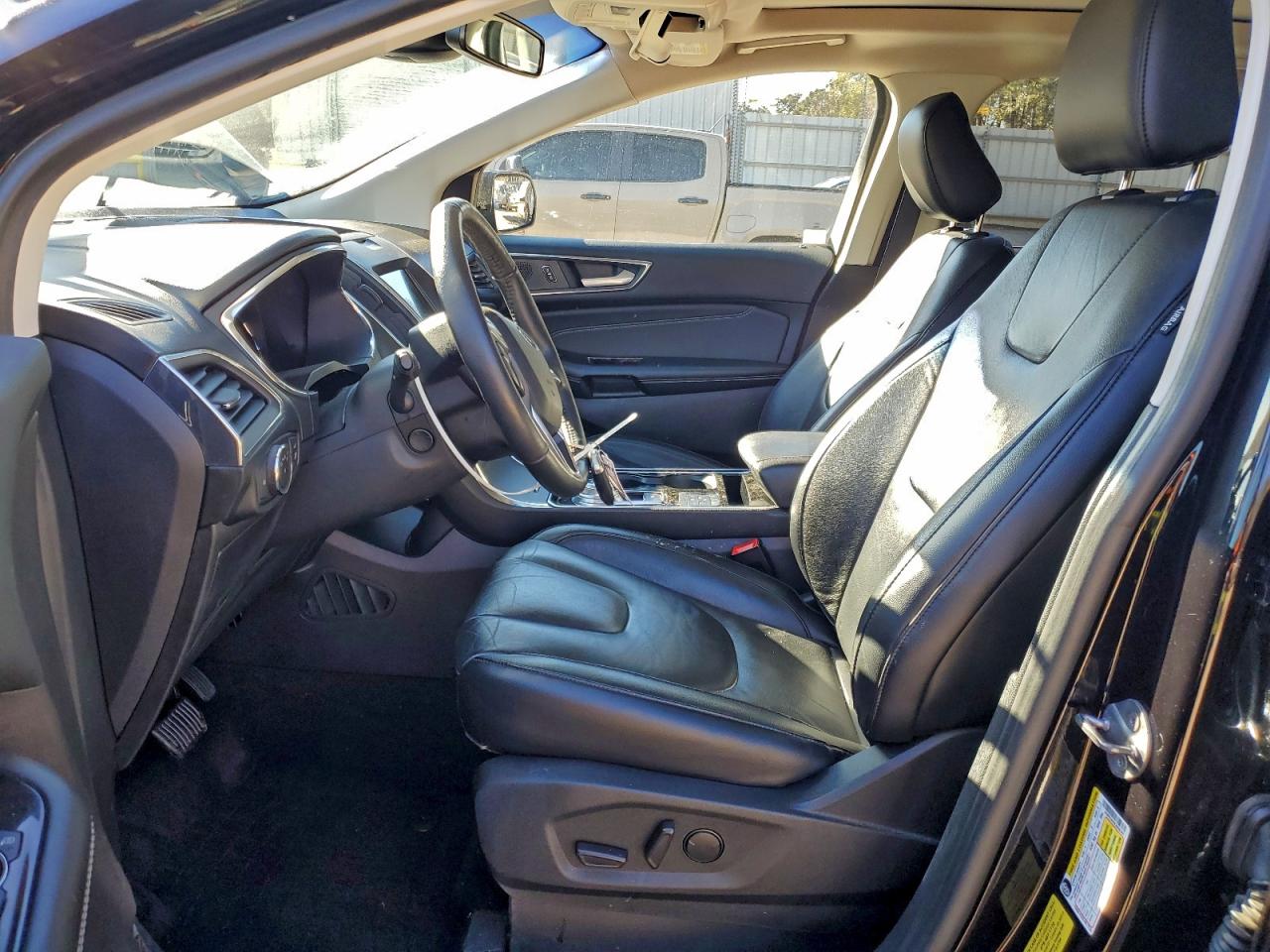 2020 FORD EDGE TITANIUM photo 7