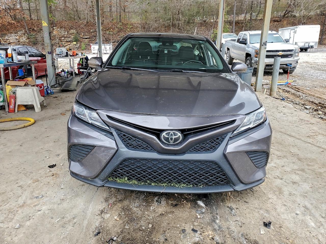 2020 TOYOTA CAMRY SE photo 5