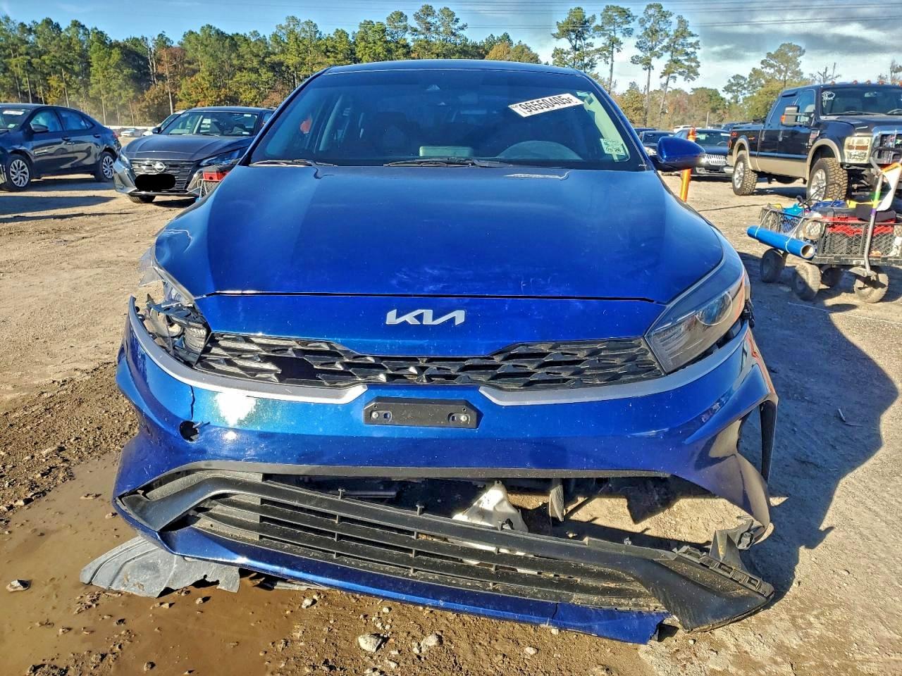 2023 KIA FORTE LX photo 5
