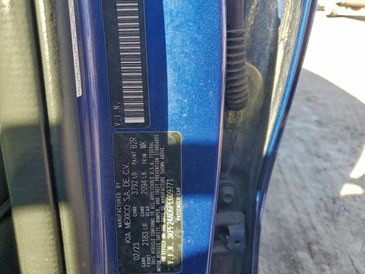 2023 KIA FORTE LX photo 12