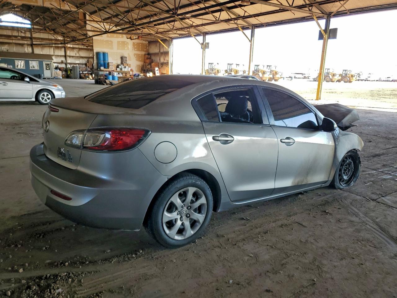 2013 MAZDA 3 I photo 3