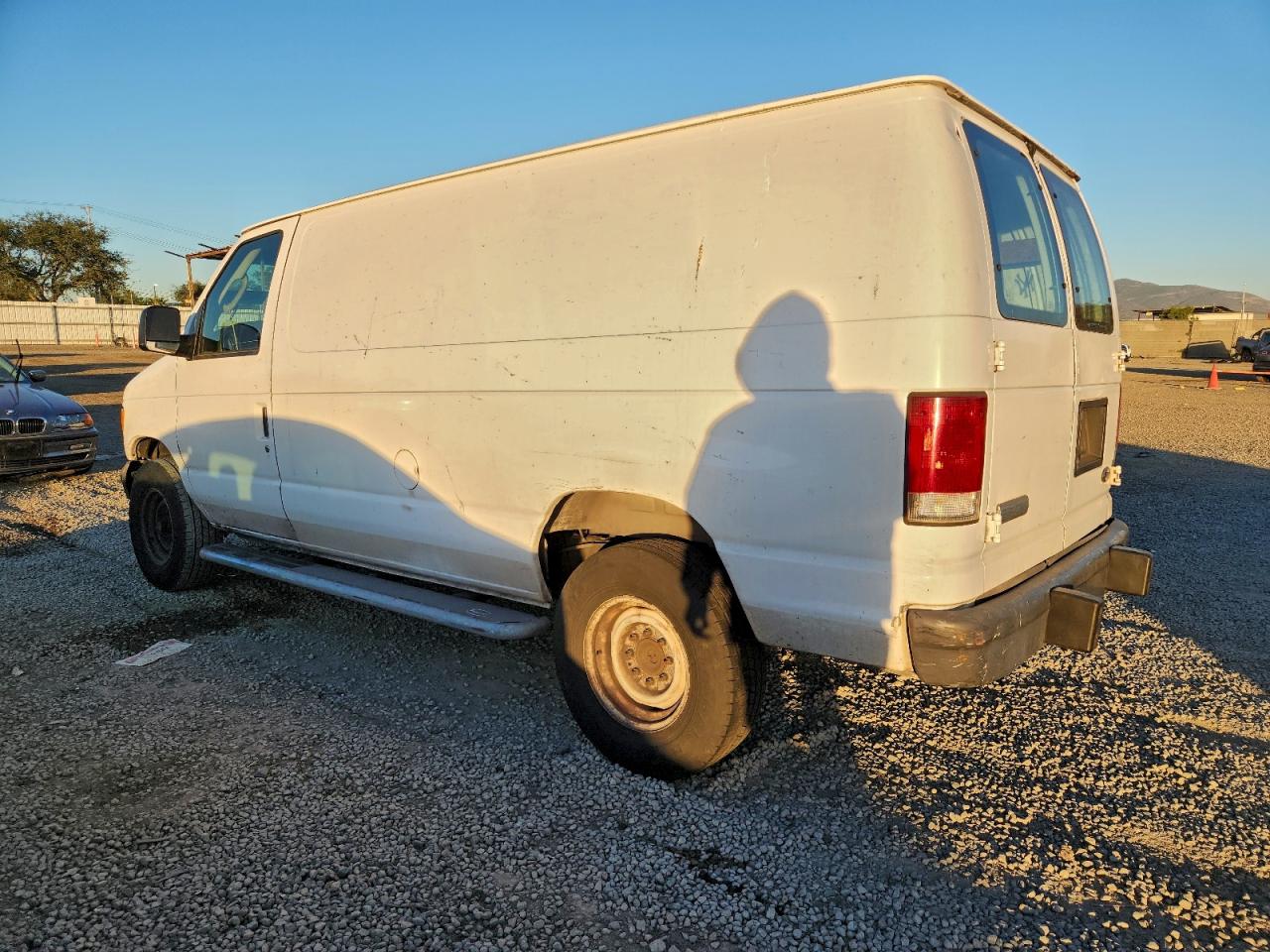 2007 FORD E250 DELIVERY VAN photo 3