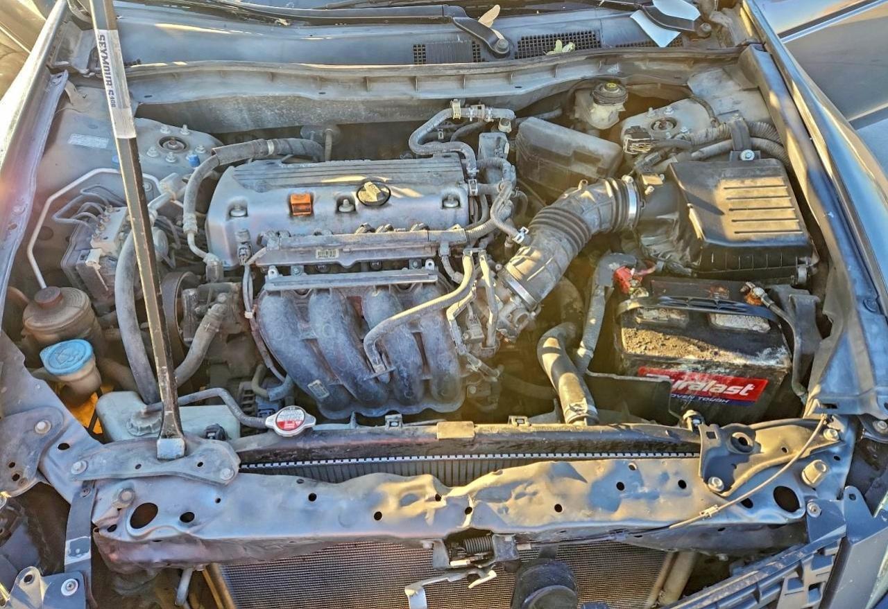 2010 HONDA ACCORD LX photo 21